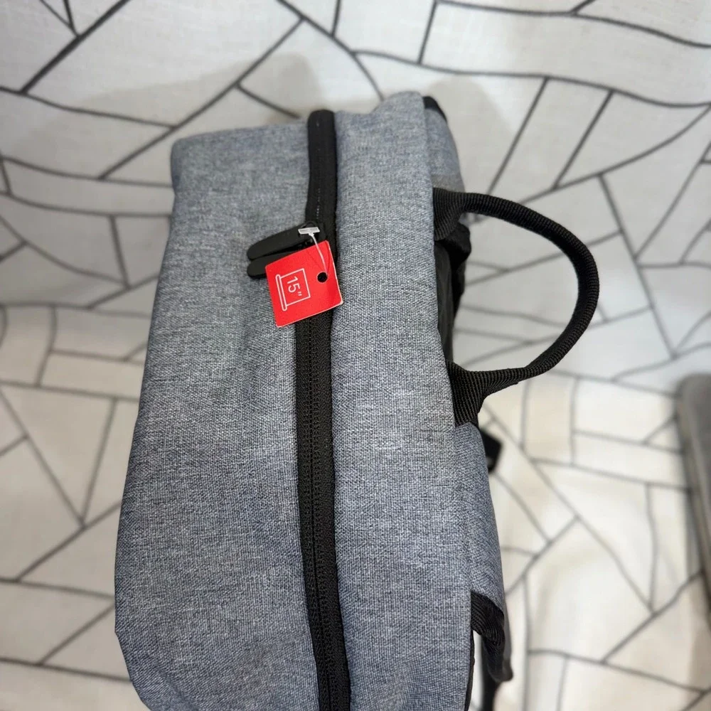 Under Armour Backpack OSFM Grey UNC Bears‎ Laptop Sleeve Buckle Pocket